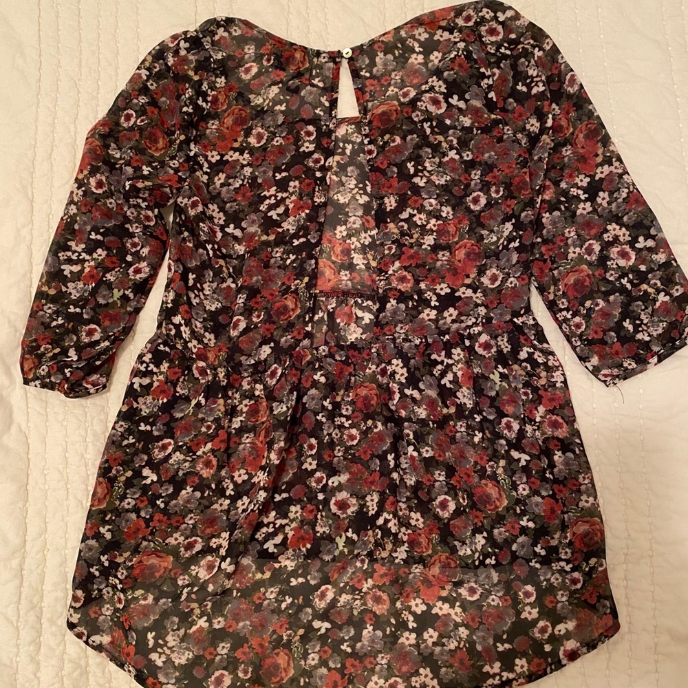 Floral High-Low Blouse - Picture 2 of 3